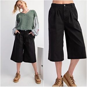 easel Black Wide-Leg Jean Shorts